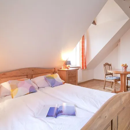 Dom Nad Jeziorem Beldany * Kamień