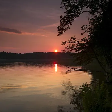 Ferienhaus Dom Nad Jeziorem Beldany